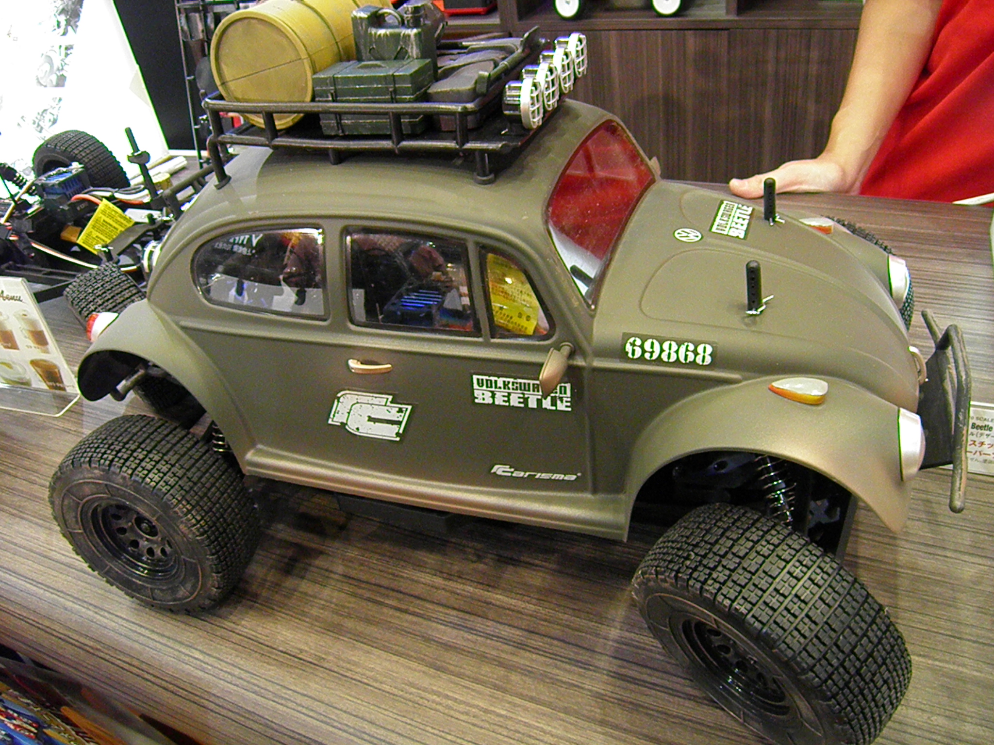 ロスマンズカラー　塗装済ワーゲンオフローダーボディ ロスマンズカラー 塗装済ワーゲンオフローダーボディ